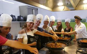 fiesta y curso de paellas en Valencia